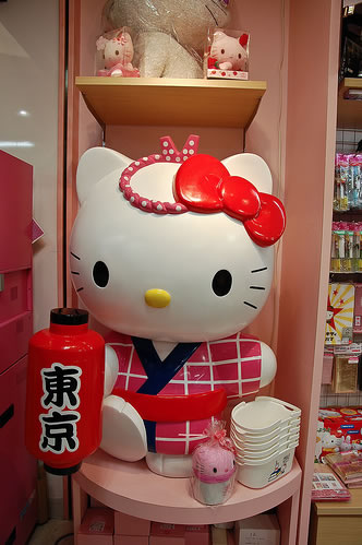 hello kitty looking festive japanese style. Courtesy of iNk*